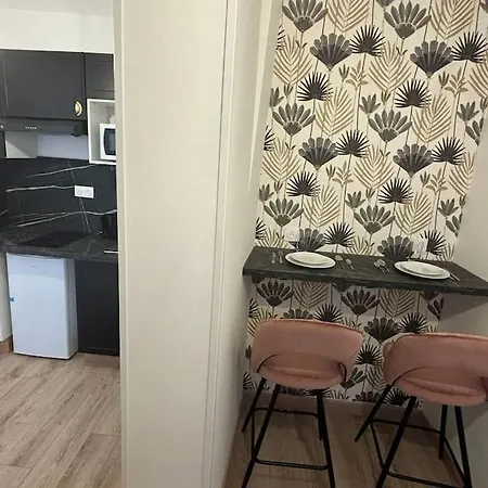 Appartamento Le Chic & Relax, Proche Centrex *